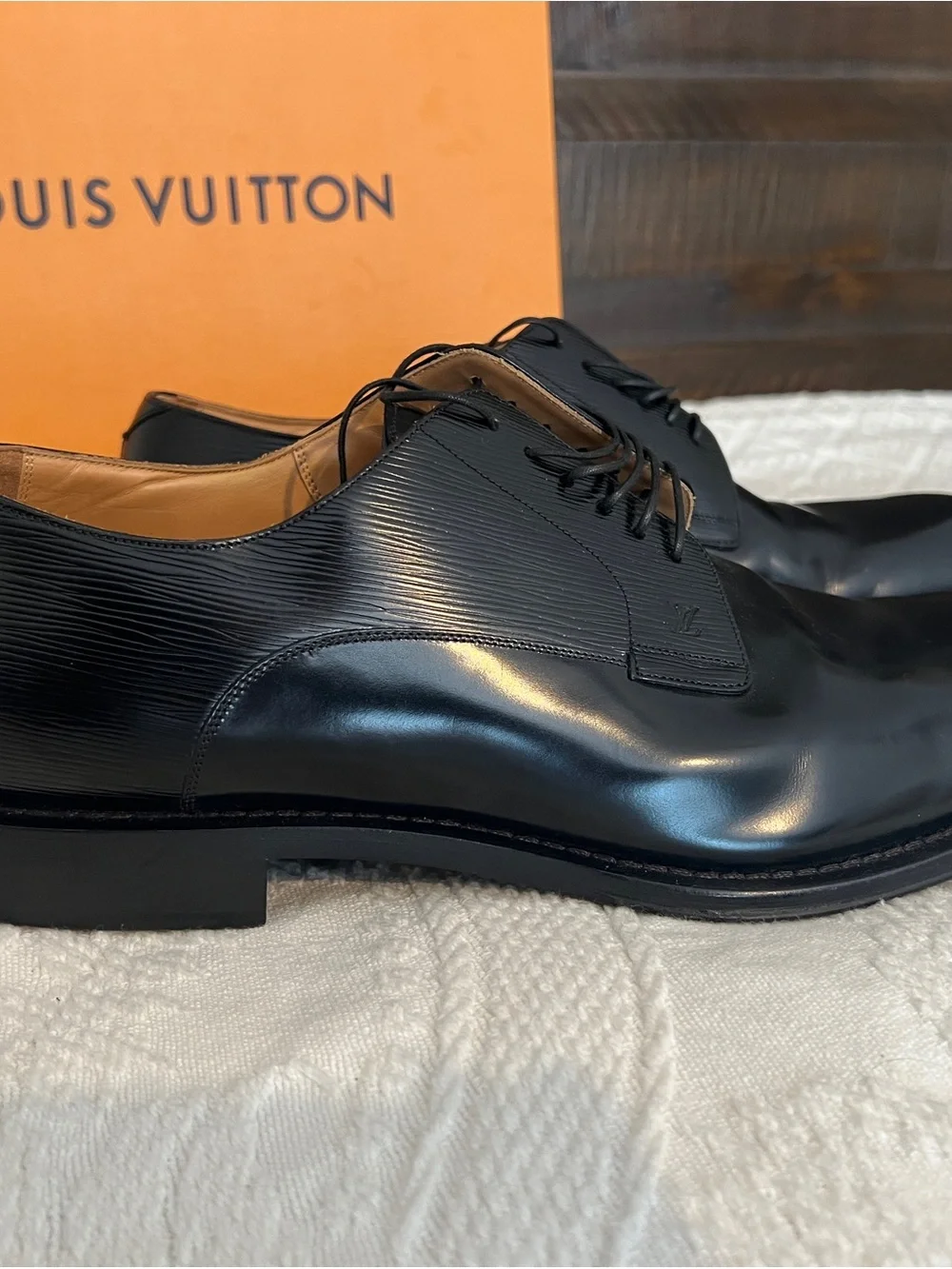 Louis Vuitton Black Calf Leather Men’s Kensington Lace-Up Derby Shoes